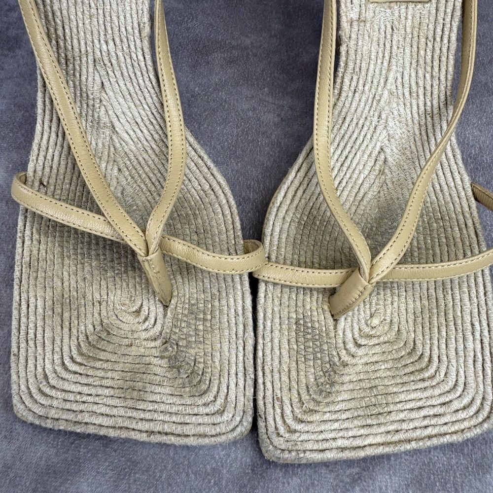 BOTTEGA VENETA - Leather/Jute Strappy Sandals - Size 38 - Picture 7 of 16